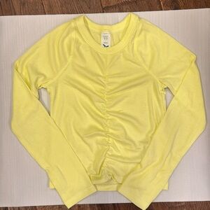 Old Navy - Girls Yellow Long Sleeve Athletic Top - Size: XS (5)